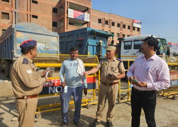 ओवरलोड वाहनो के विरुद्ध परिवहन विभाग की कड़ी कार्रवाई