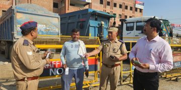 ओवरलोड वाहनो के विरुद्ध परिवहन विभाग की कड़ी कार्रवाई