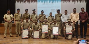 पुलिस कमिश्नरेट गौतमबुद्धनगर के 5 थानो को ISO 9001:2015 Quality Management Systems प्रदान किया गया