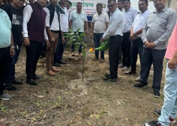 रोटरी क्लब ग्रेटर नोएडा द्वारा रोटरी नव वर्ष के प्रथम दिन वृक्षारोपण कार्यक्रम का सफीपुर मोक्षधाम में आयोजन किया गया