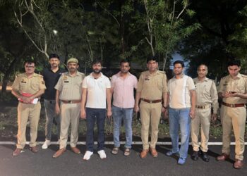 सेन्ट्रल नोएडा में महिला की हत्या के आरोपी बदमाश से पुलिस की मुठभेड़, आरोपी घायल