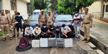 नोएडा पुलिस ने मुठभेड़ के बाद मोबाइल टावर से RRU चोरी करने वाले 8 आरोपी किए गिरफ्तार, चोरी का माल बरामद