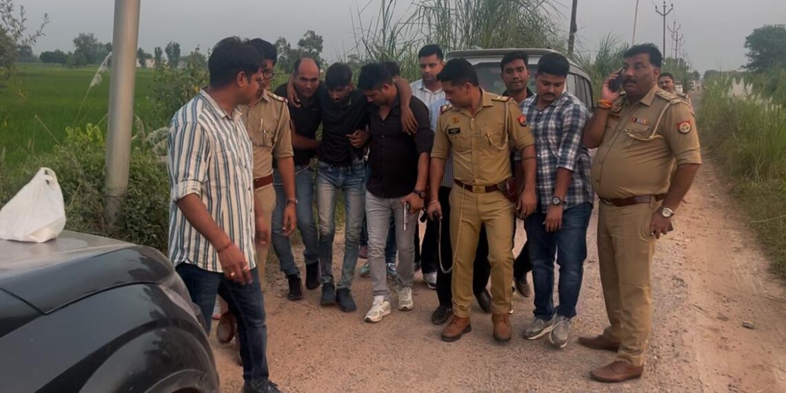 ग्रेटर नोएडा पुलिस की अपहरणकर्ताओं से हुई मुठभेड़, चंगुल से एक लड़के को बचाया, 5 आरोपी गिरफ्तार