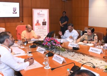 मुख्यमंत्री ने की यूपी इंटरनेशनल ट्रेड शो की तैयारियों की समीक्षा, दिए आवश्यक दिशा निर्देश