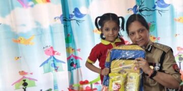 गौतमबुद्धनगर पुलिस कमिश्नर लक्ष्मी सिंह ने महिला पुलिसकर्मियों के बच्चों की देखभाल के लिए एक आधुनिक क्रेच (शिशुगृह) का उद्घाटन किया