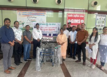 सराहनीय कार्य : रोटरी क्लब ने जिम्स हॉस्पिटल में दिया सामान