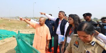 ग्रेटर नोएडा: जेवर एयरपोर्ट का सीएम योगी ने किया निरीक्षण