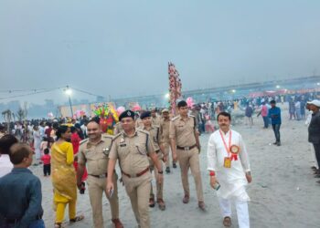 छठ पूजा पर्व हुआ सम्पन्न, गौतमबुद्धनगर पुलिस कमिश्नरेट की रही कड़ी सुरक्षा व्यवस्था