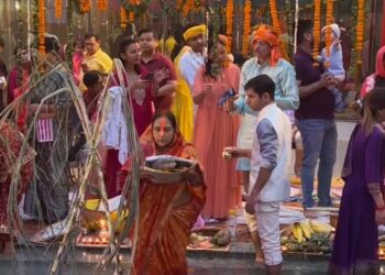 ग्रेटर नोएडा : उगते सूर्य को अर्घ्य के साथ संपन्न हुआ आस्था का महापर्व ‘छठ’