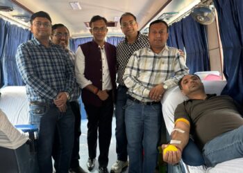 रोटरी क्लब ग्रेनो ने लगाया ब्लड डोनेशन कैंप