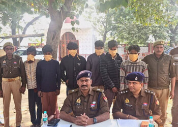 ग्रेटर नोएडा जॉन पुलिस का बड़ा एक्शन: अंतर्जनपदीय वाहन चोर गिरोह का किया पर्दाफाश, 6 आरोपी गिरफ्तार