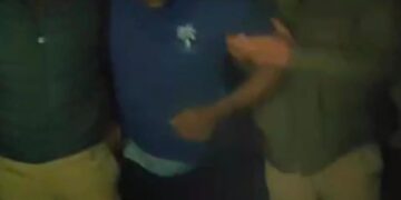 जारचा थाना पुलिस की गौकशी की फिराक में घूम रहे शातिर बदमाश से हुई मुठभेड़, गोली लगने से एक आरोपी घायल