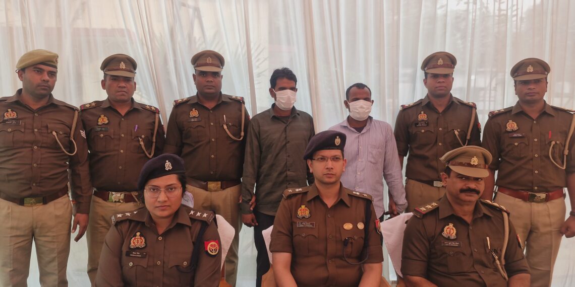 बिसरख पुलिस ने जीएसटी रिफंड प्रक्रिया में संगठित तरीके से कर चोरी व राजस्व हानि करने वाले एक बड़े गिरोह का किया पर्दाफाश, 2 आरोपी गिरफ्तार