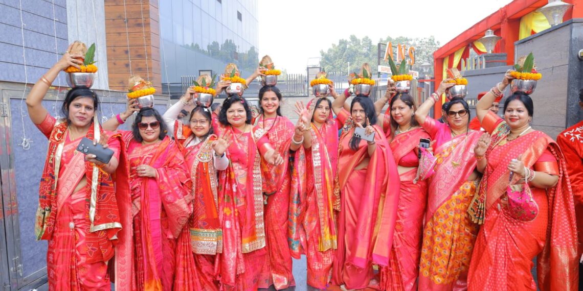 ग्रेटर नोएडा में कलश यात्रा से शुरू हुई अग्र भागवत