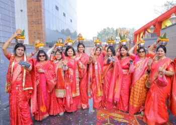 ग्रेटर नोएडा में कलश यात्रा से शुरू हुई अग्र भागवत