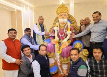 अग्र भागवत में वैश्य समाज की स्थापना व 18 गोत्रों की कथा का किया वर्णन