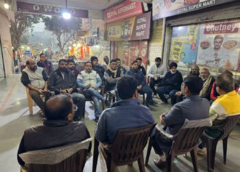 ग्रेनो प्राधिकरण के अधिकारियों ने की जगत फ़ार्म व्यापारियों के साथ मीटिंग