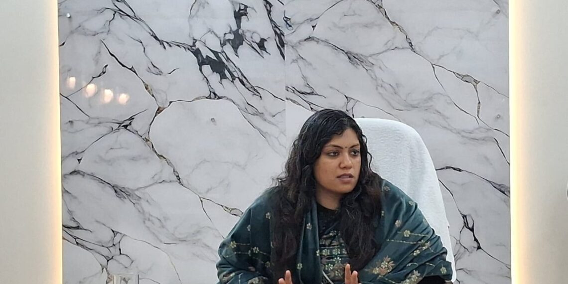 जिला गौतमबुद्ध नगर में ब्लैक आउट मॉक ड्रिल की तैयारियों को लेकर हुई समीक्षा बैठक