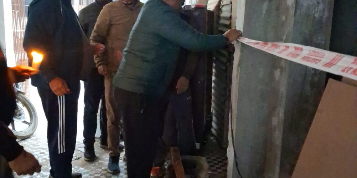 ग्रेनो प्राधिकरण ने खेड़ा चौगानपुर में 8 रिहायशी टावरों को किया सील
