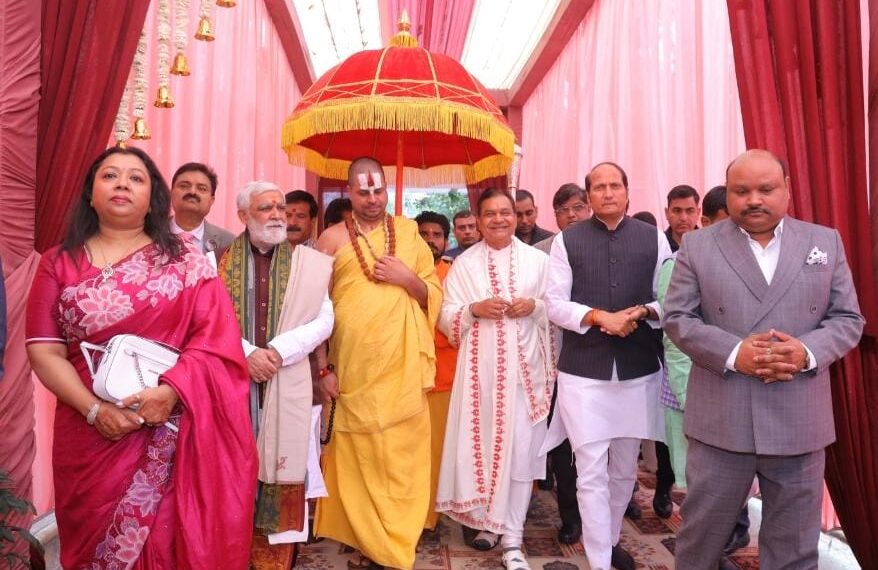 जीएनआईओटी ग्रुप ऑफ इंस्टीट्यूशंस में स्थापना दिवस एवं रजत जयंती समारोह का भव्य आयोजन