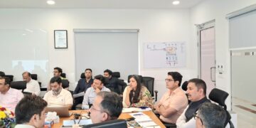 नोएडा इंटरनेशनल एयरपोर्ट, जेवर के प्रस्तावित लोकार्पण कार्यक्रम की तैयारियों को लेकर बैठक