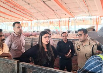नोएडा इंटरनेशनल एयरपोर्ट के लोकार्पण कार्यक्रम को लेकर जिलाधिकारी मेधा रूपम ने किया स्थलीय निरीक्षण