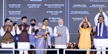 नोएडा इंटरनेशनल एयरपोर्ट का भव्य आगाज़: PM मोदी ने किया फेज-1 का उद्घाटन