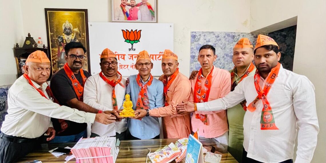 भारतीय जनता पार्टी का 47वाँ स्थापना दिवस ग्रेटर नोएडा मंडल में भव्य रूप से मनाया गया