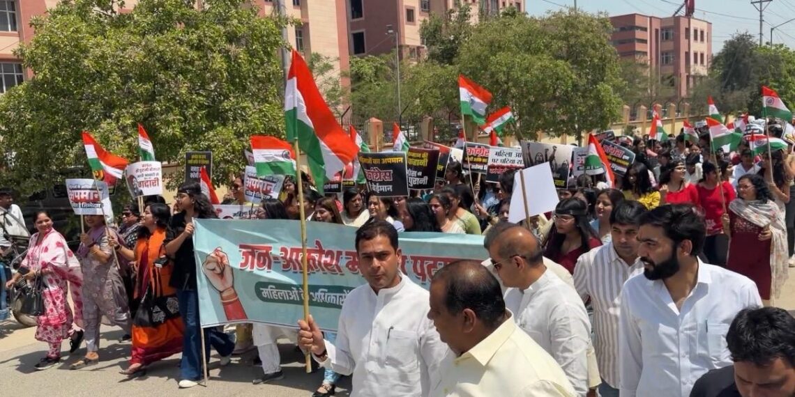 भारतीय जनता युवा मोर्चा के नेतृत्व में ग्रेटर नोएडा में जन आक्रोश महिला पदयात्रा का आयोजन….
