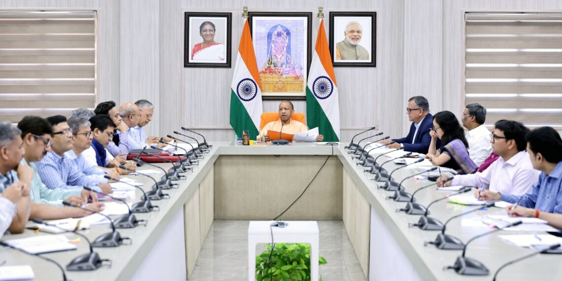 जेवर एयरपोर्ट कनेक्टिविटी के लिए इलेक्ट्रिक बसें होंगी उपलब्ध: मुख्यमंत्री योगी आदित्यनाथ