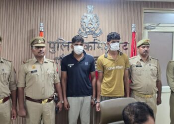 हत्या का खुलासा : इकोटेक-3 पुलिस ने दीपक नगर हत्याकांड के मुख्य आरोपी समेत दो फरार आरोपी को किया गिरफ्तार