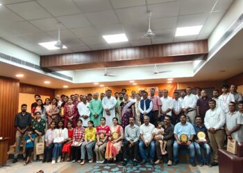 ग्रेटर नोएडा में “Young Achievers Excellence Award – शिक्षा से सेवा तक 2026” का भव्य आयोजन, मेधावी विद्यार्थियों का हुआ सम्मान
