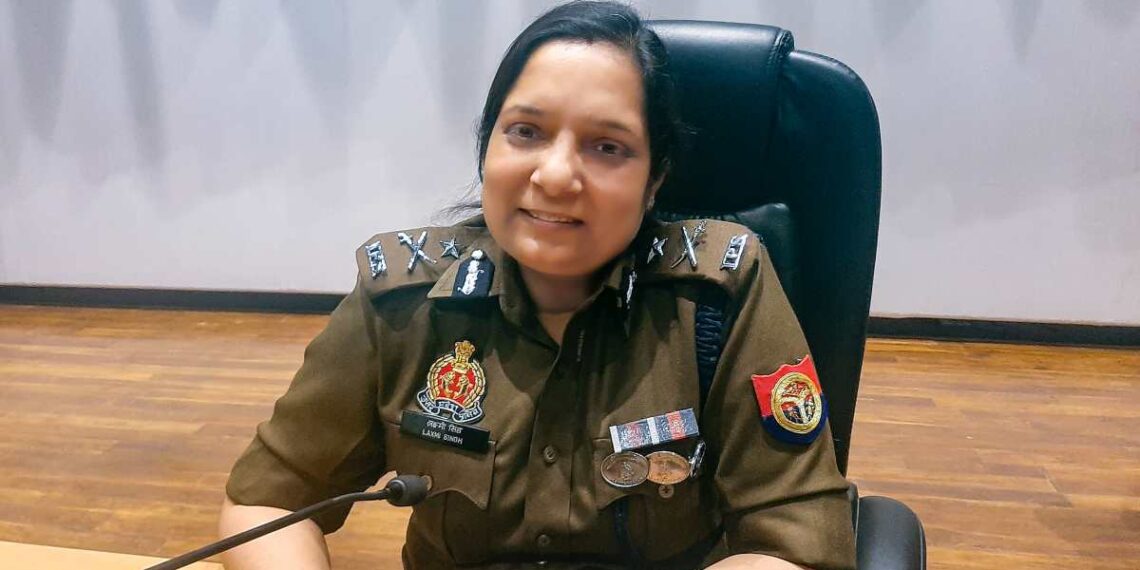 नोएडा पुलिस कमिश्नर लक्ष्मी सिंह के आदेश पर कई थाना प्रभारी इधर से उधर, देखें लिस्ट