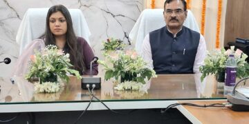 अपर जिलाधिकारी भू0/अ0 बच्चू सिंह के सेवानिवृत्ति पर भावपूर्ण विदाई समारोह