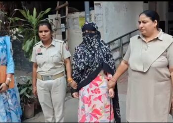 दिल्ली के जगतपुरी में मर्डर, पत्नी ने दुपट्टे से गला घोंटकर पति को उतारा मौत के घाट, पुलिस ने चंद घंटों में सुलझाई गुत्थी