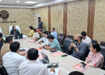आमजन के लिए खुलेगा शहीद विजय सिंह पथिक स्टेडियम:बैठक में डीएम मेधा रूपम ने दिया अहम आदेश