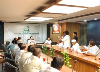 ग्रेटर नोएडा औद्योगिक विकास प्राधिकरण के मुख्य कार्यपालक अधिकारी (सीईओ) के साथ किसानों से जुड़े विभिन्न लंबित एवं महत्वपूर्ण मुद्दों को लेकर विस्तृत बैठक हुई