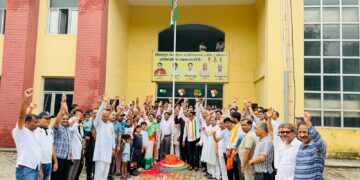 तिरंगे को सलाम वीर शहीदों को नमन, बीटा-1 में उत्साह के साथ मनाया गया स्वतंत्रता दिवस