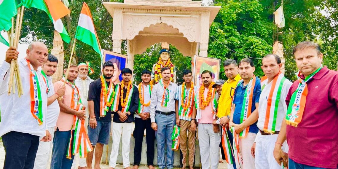 अमर शहीद भाई युधिष्ठिर की स्मृति में निकली भव्य तिरंगा यात्रा, शहीद की प्रतिमा पर अर्पित की गई पुष्पांजलि