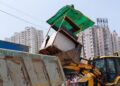 सड़क किनारे अतिक्रमण करने वालों पर प्राधिकरण की बड़ी कार्रवाई