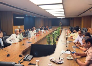 ग्रेटर नोएडा प्राधिकरण द्वारा घंघोला के 23 किसानों को मिले आबादी भूखंड