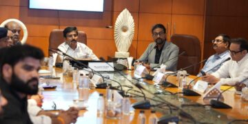 UPITS 2026 की तैयारियों को लेकर बैठक में आगंतुक सुविधाओं, कारोबारी अवसरों एवं यातायात प्रबंधन की समीक्षा