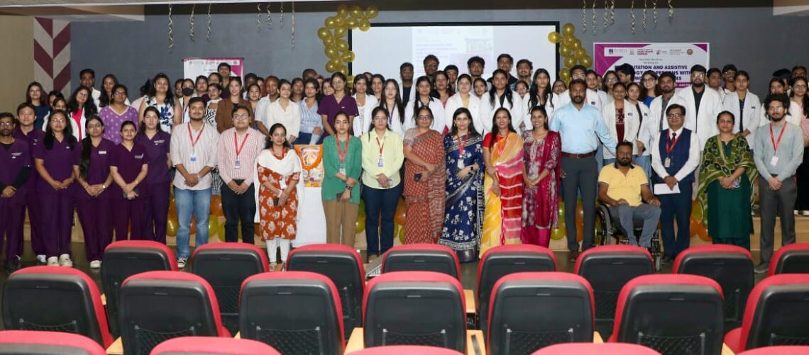 शारदा स्कूल ऑफ एलाइड हेल्थ साइंसेज ने लोकोमोटर दिव्यांगजनों के पुनर्वास एवं सहायक प्रौद्योगिकी पर हैंड्स-ऑन कार्यशाला का आयोजन