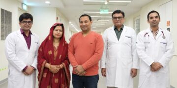 करवा चौथ से पहले पति ने पत्नी को दी जिंदगी की सौगात, किडनी दान कर निभाया प्यार का अनमोल रिश्ता